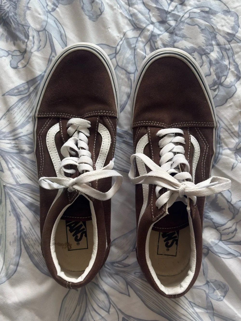 Vans Size 10M Brown Canvas Old Skool Sneakers with White Stripe